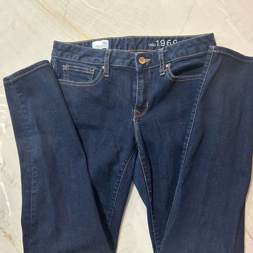 Gap 1969 jeans size 29r curvy skinny